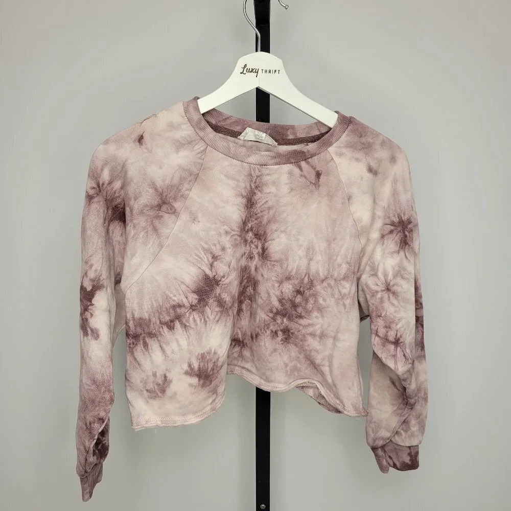 WILD Skye Crop Sweater